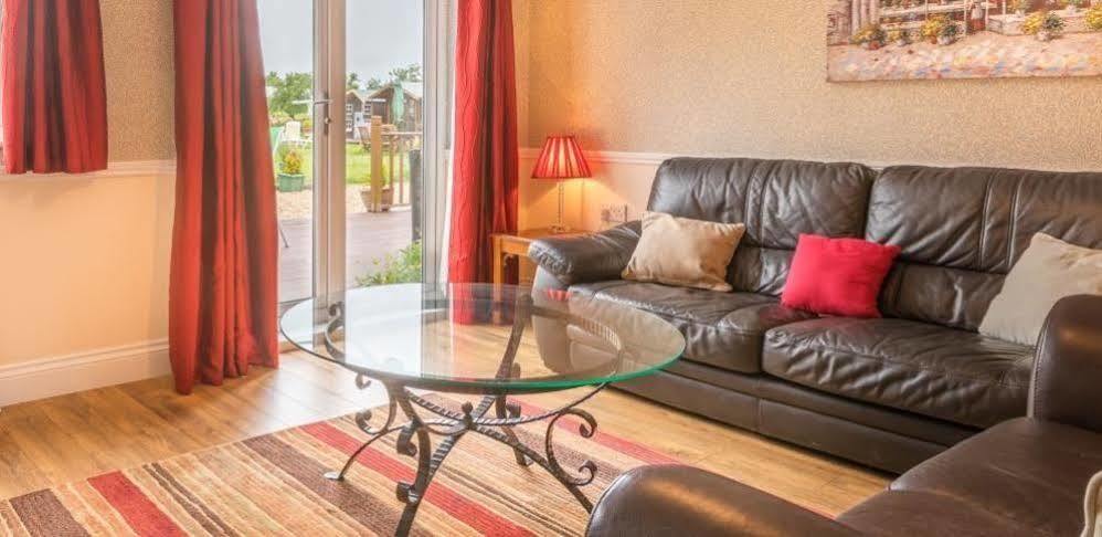 Saint Peter Port Ellingham Self-Catering Cottages מראה חיצוני תמונה