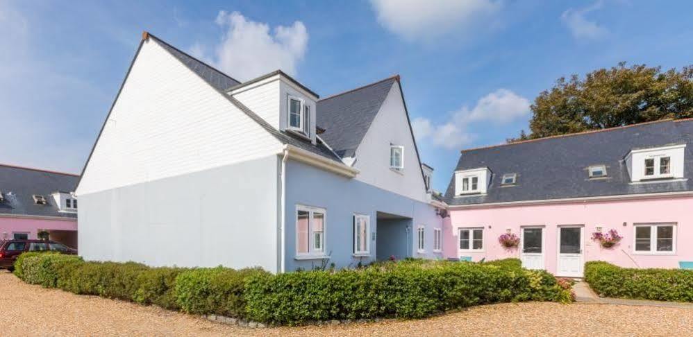 Saint Peter Port Ellingham Self-Catering Cottages מראה חיצוני תמונה