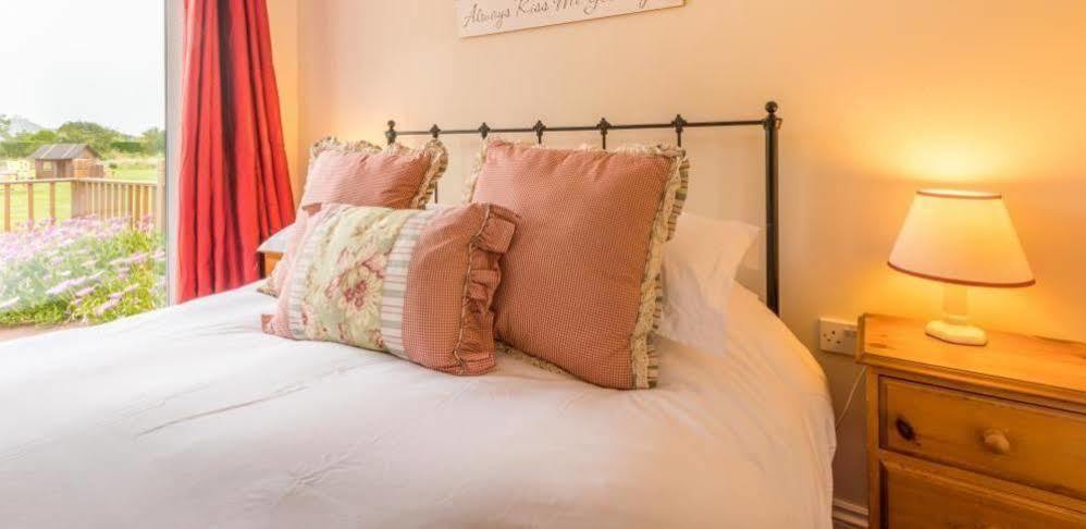Saint Peter Port Ellingham Self-Catering Cottages מראה חיצוני תמונה