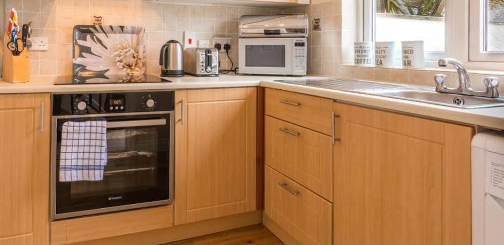 Saint Peter Port Ellingham Self-Catering Cottages מראה חיצוני תמונה